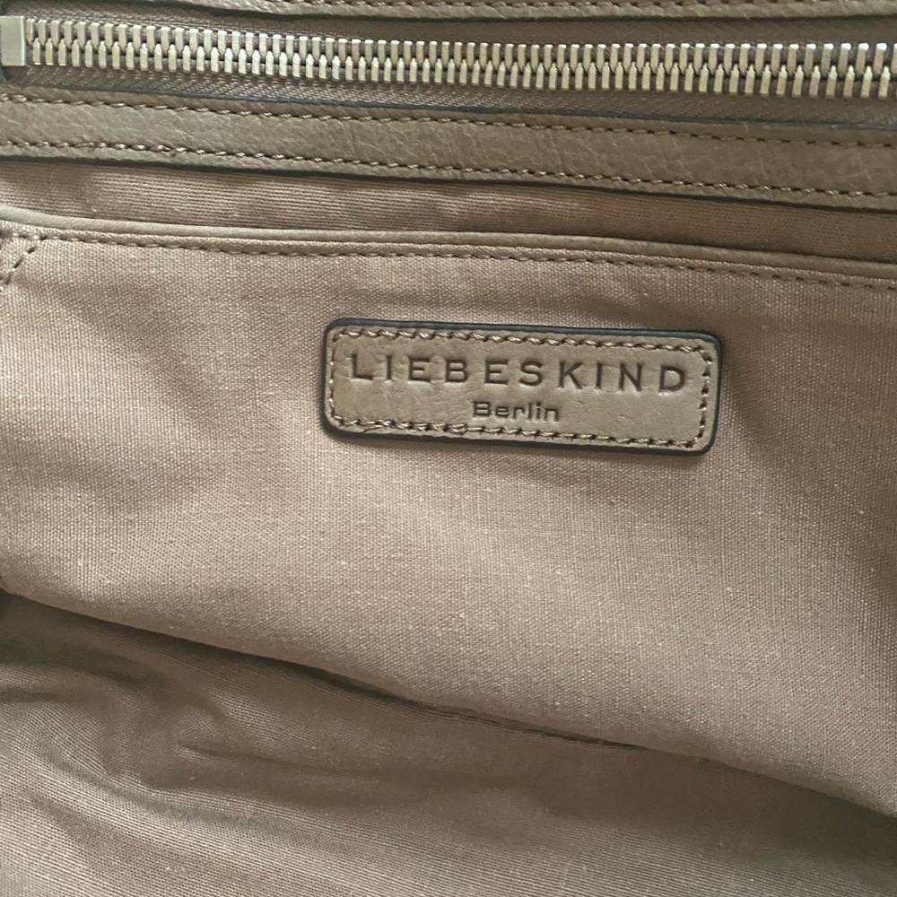 Liebeskind Berlin leather crossbody bag - Picture 14 of 16